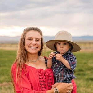 Meet your Posher, Reata